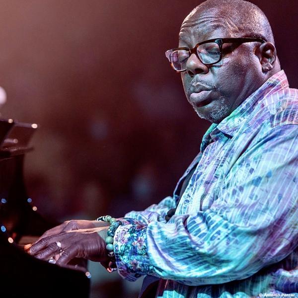 Cyrus Chestnut Trio
