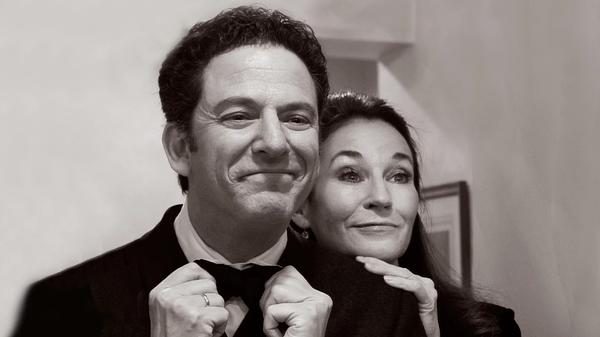 JOHN PIZZARELLI & JESSICA MOLASKEY