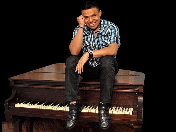 BENITO GONZALEZ TRIO (2 SETS)