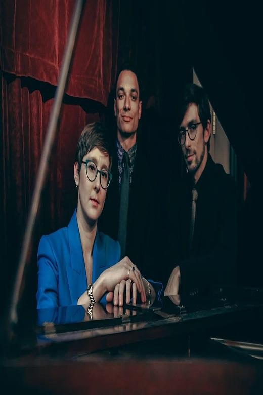 PIANO JAZZ with Kelly Green TRIO