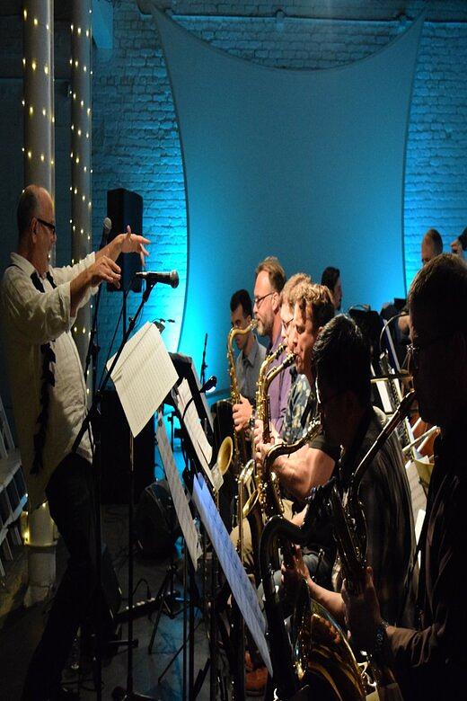 Emilio Solla & La Inestable de Brooklyn