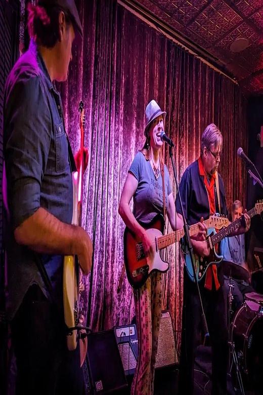 Nikki and the Skyrockets