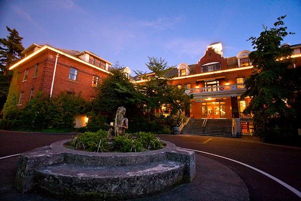 McMenamins Historic Edgefield Manor