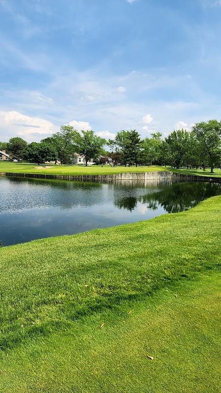 Warwick Hills Golf & Country