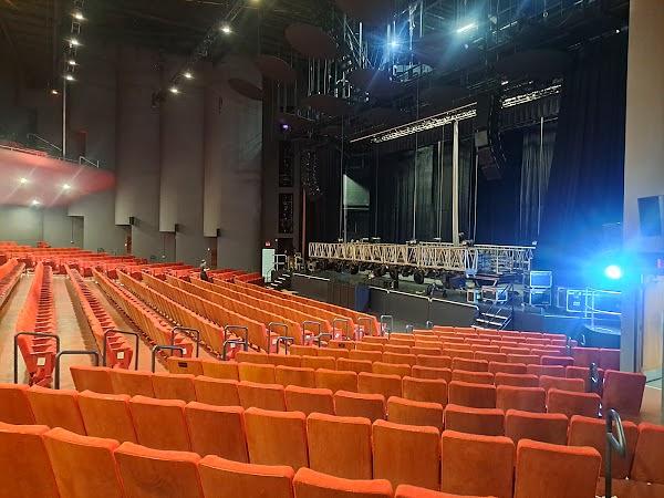 Collins Center for the Arts - Maine